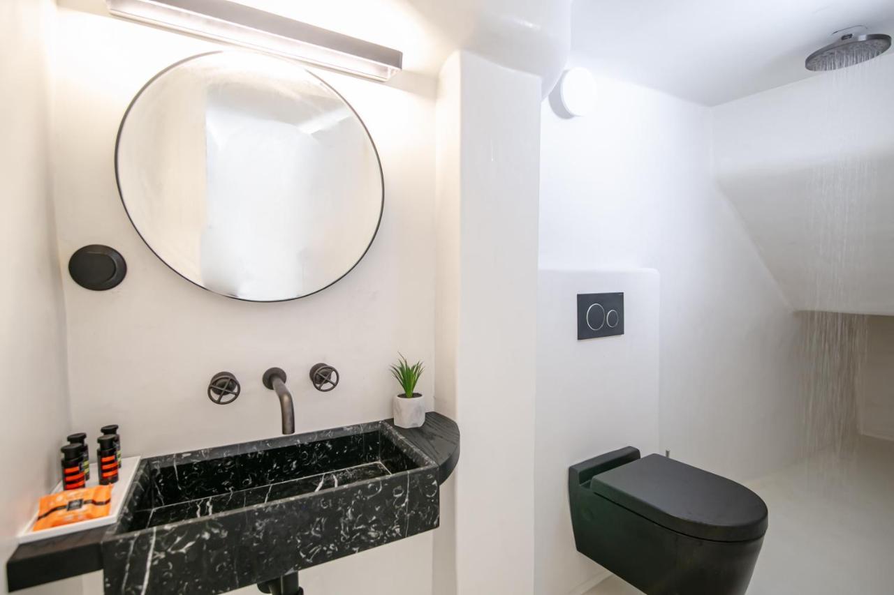 Platis Residence Villa Oia  Exterior photo